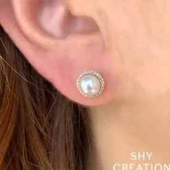 0.16CT DIAMOND & CULTURED PEARL STUD EARRING