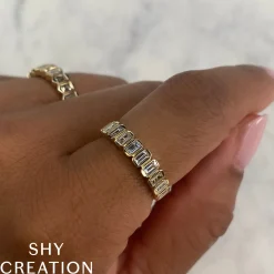0.78CT DIAMOND BAGUETTE BAND