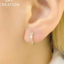 0.42CT DIAMOND BAGUETTE HUGGIE EARRING