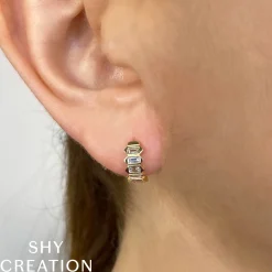 0.65CT DIAMOND BAGUETTE HUGGIE EARRING