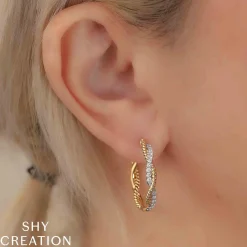 0.42CT DIAMOND HOOP EARRING