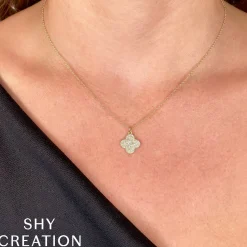 0.23CT DIAMOND PAVE CLOVER NECKLACE