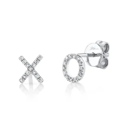 XO' DIAMOND STUD EARRING